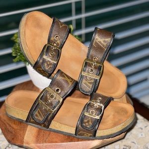 Size 5 women’s Sandals - authentic LV straps